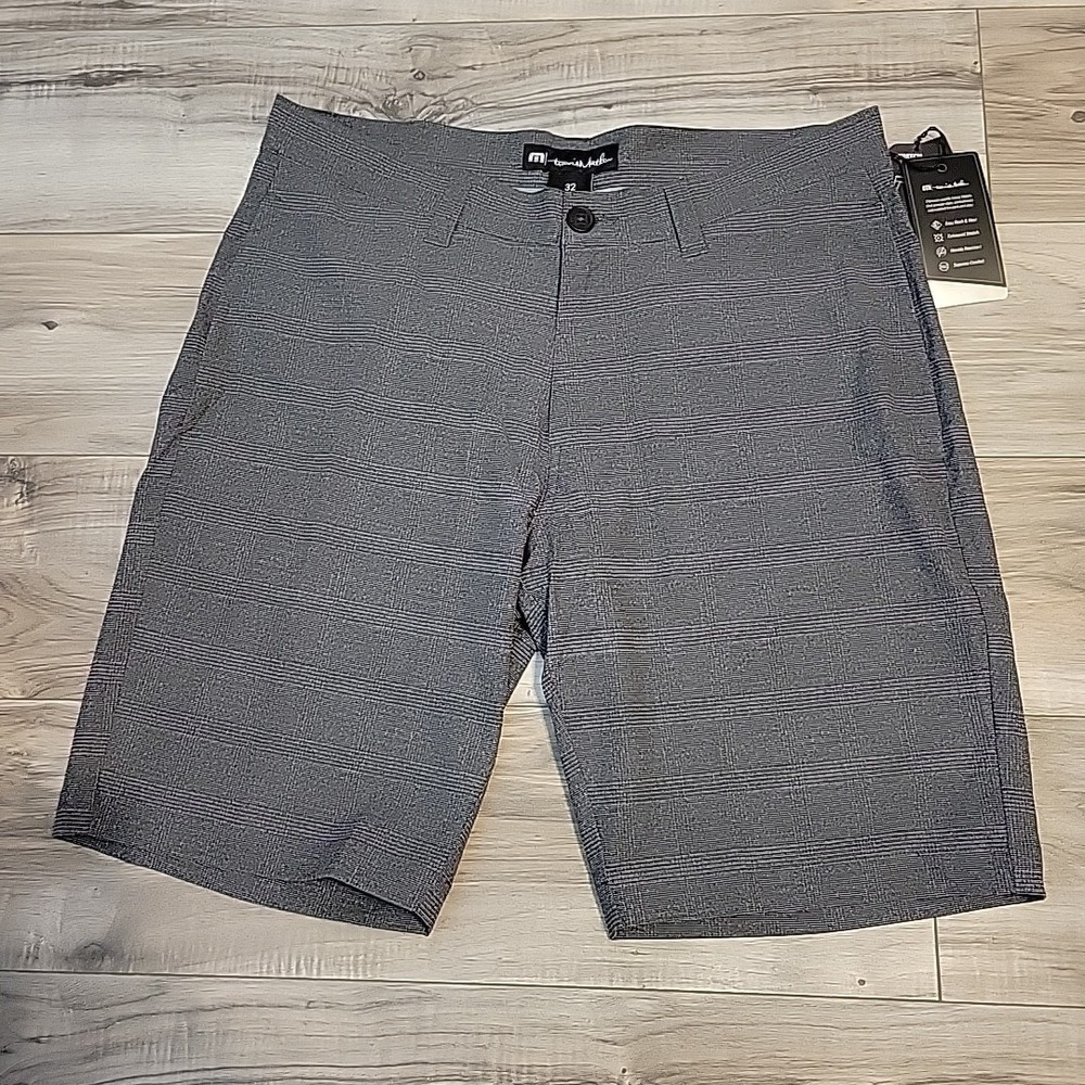 Travis Mathew Golf Shorts Mens 32 Gray Pinstripe Performance Stretch Comfort NWT